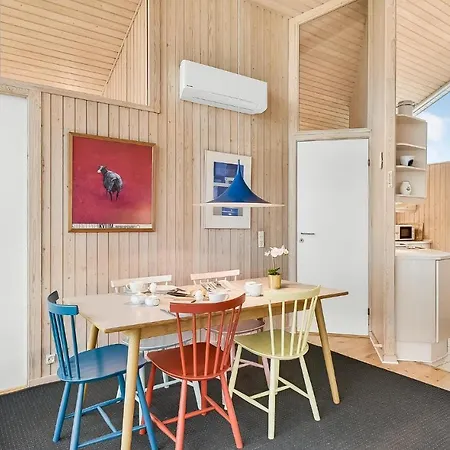 Ferienhaus Lovely In With Kitchen *